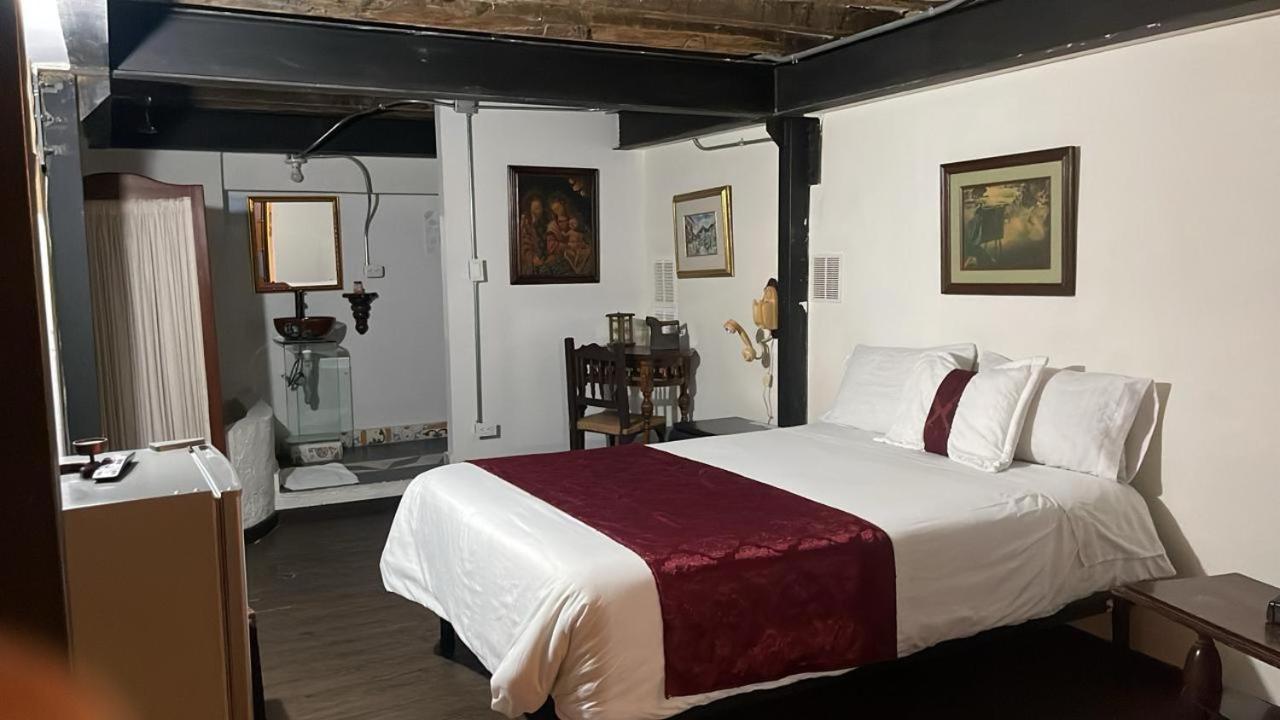 Hotel Casa De La Luz โบโกตา ภายนอก รูปภาพ